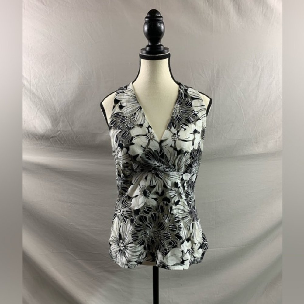 Black And White Floral Sleeveless Mesh Top
